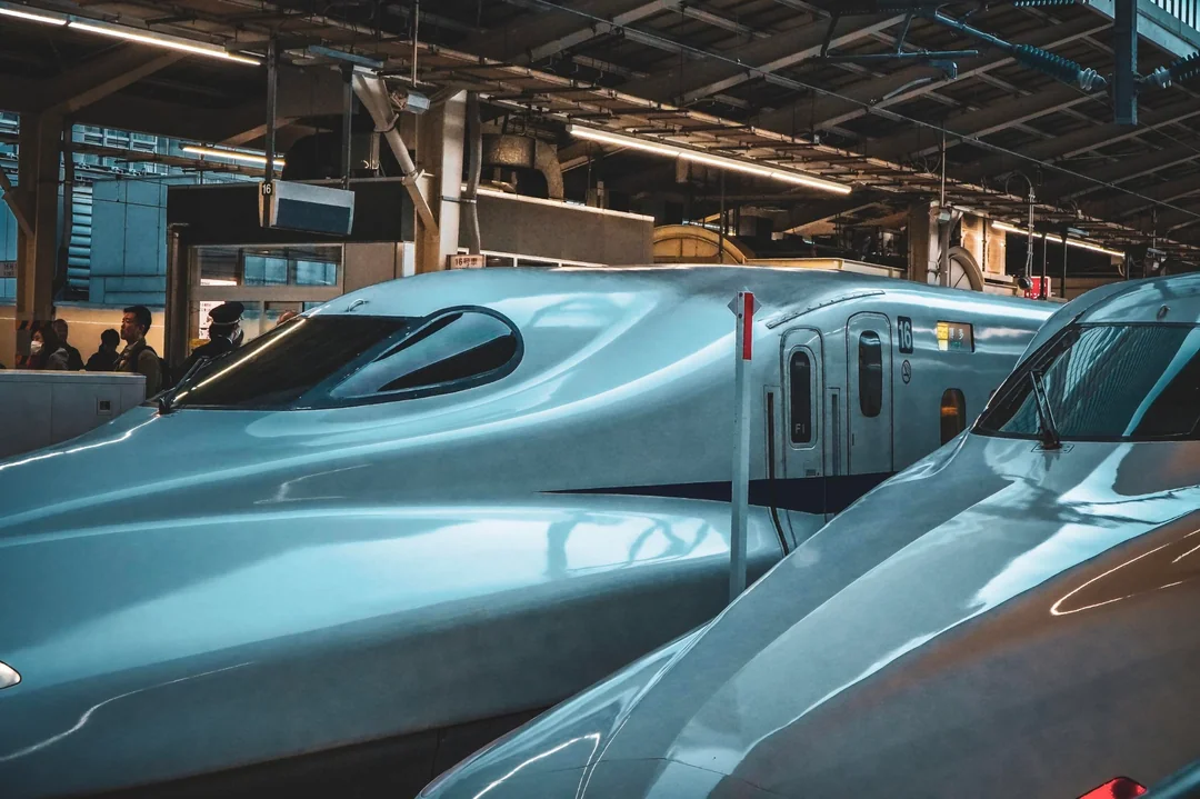 Shinkansen // Aerodynamic High-Speed Rail